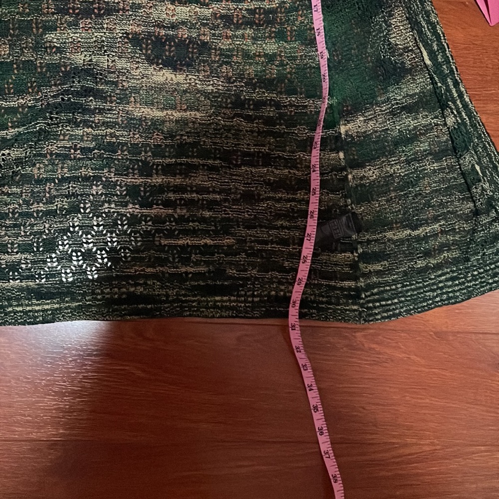 *HOST PICK* Size small cardigan Forever 21. Never worn. - Picture 4 of 4